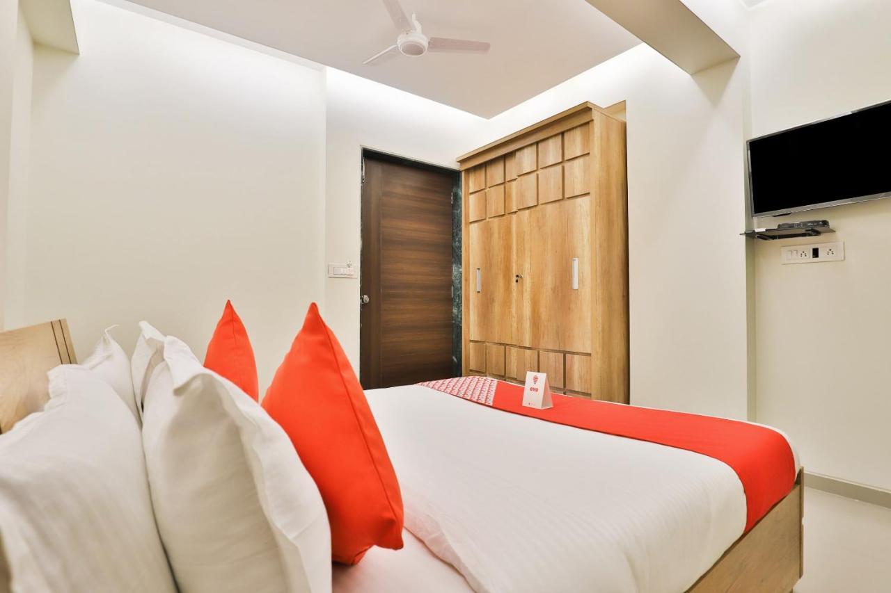 Collection O 12462 Hotel Shiv Inn Gandhinagar Luaran gambar