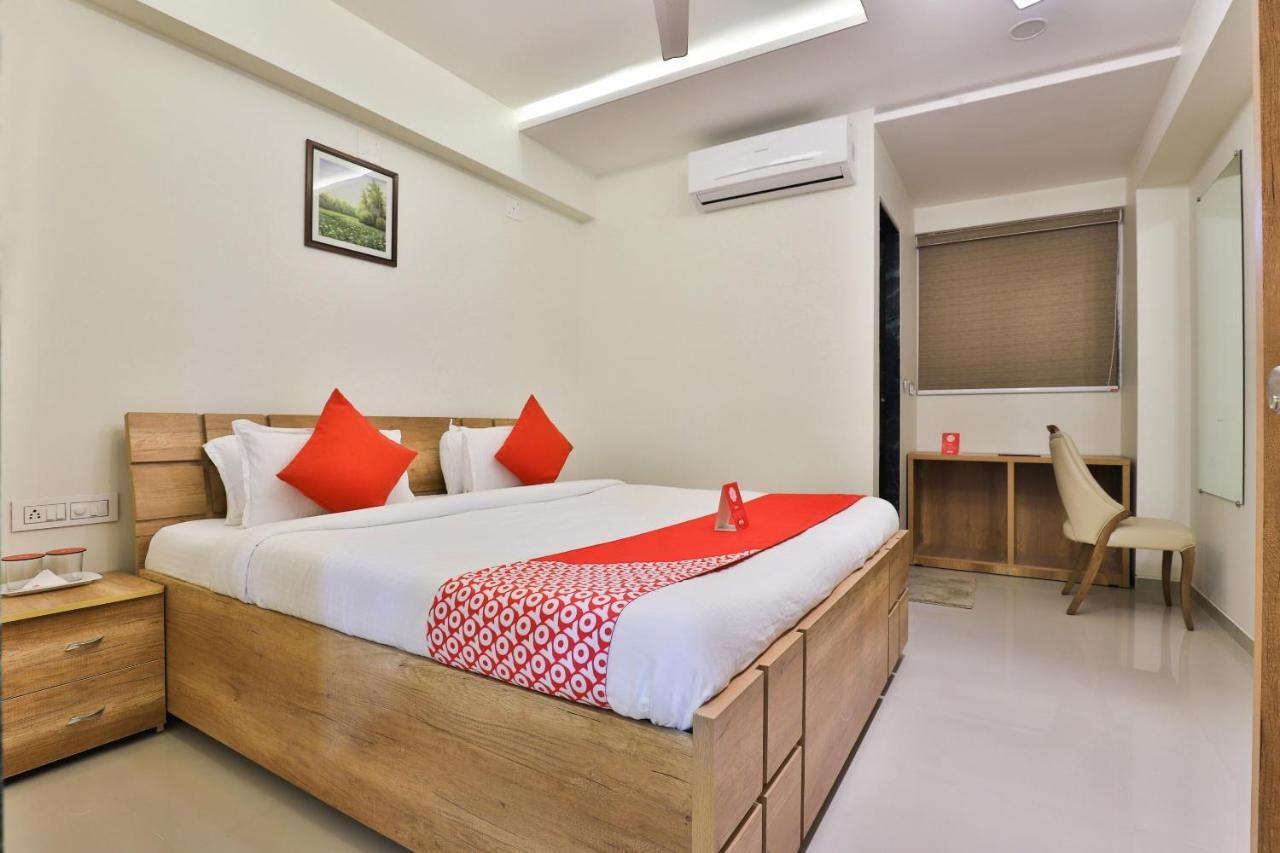 Collection O 12462 Hotel Shiv Inn Gandhinagar Luaran gambar