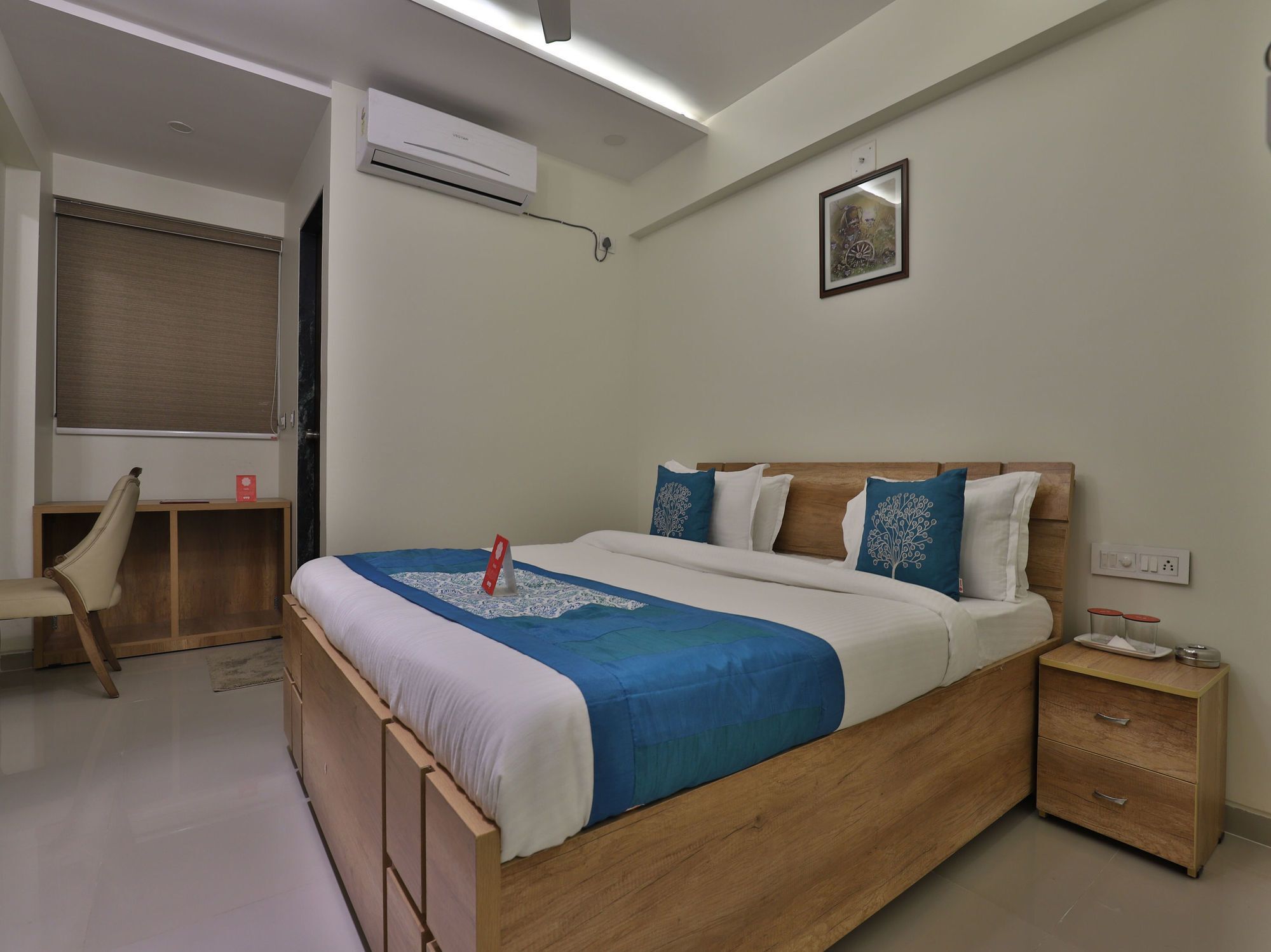 Collection O 12462 Hotel Shiv Inn Gandhinagar Luaran gambar